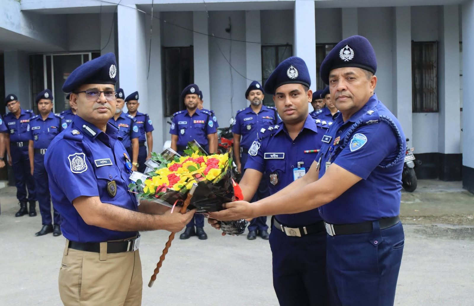 সোনাইমুড়ী থানায় পুলিশ সুপারের বার্ষিক পরিদর্শন