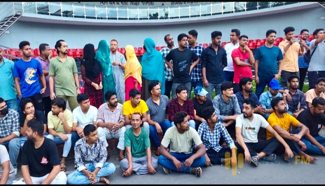 ভারতের কারাগারে সাজাভোগ করে বেনাপোল দিয়ে বিশেষ ট্রাভেল পারমিটের মাধ্যমে দেশে ফিরলেন ৪৭ জন নারী-পুরুষ  