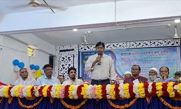 ইভটিজিং ও মাদকের বিরুদ্ধে শিক্ষার্থীদের প্রতিরোধ গড়ার আহ্বান এমপি আশফাকের
