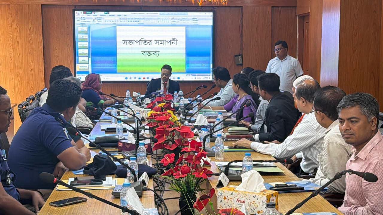 গাইবান্ধায় পুলিশ ম্যাজিস্ট্রেসি কনফারেন্স অনুষ্ঠিত: ৬০ কার্যদিবসের মধ্যে চার্জশিট দাখিলের ওপর গুরুত্বারোপ
